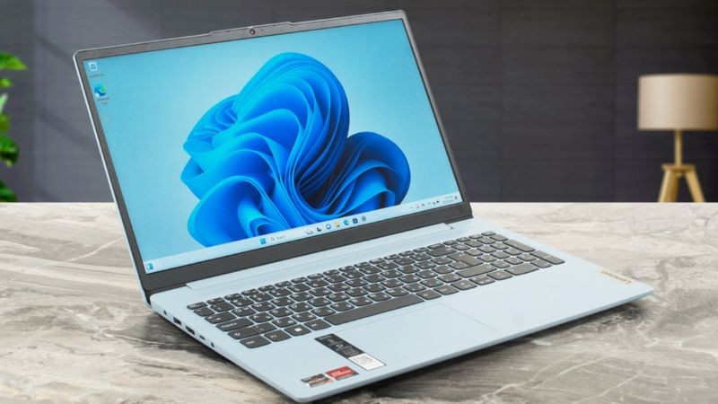 laptop-3-1750148994.jpg