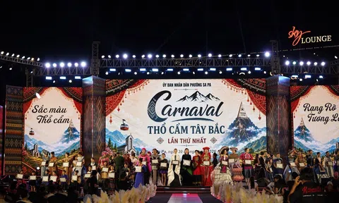 ĐÊM NGHỆ THUẬT & TRÌNH DIỄN THỜI TRANG - CARNAVAL THỔ CẨM TÂY BẮC LẦN THỨ NHẤT 2026 GHI DẤU VỚI NHIỀU KHOẢNH KHẮC ẤN TƯỢNG
