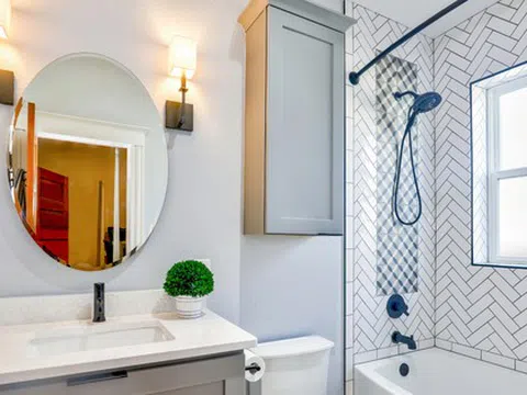 Nhà vệ sinh sai vị trí không chỉ bẩn mà còn rước xui xẻo đủ đường